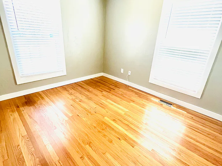 6712 N Ross Ave — Photo 20