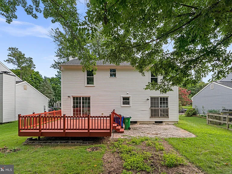 8428 Braddock Way — Photo 43