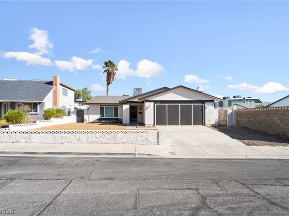 7048 Grasswood Dr, Las Vegas, NV 89147