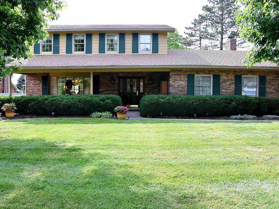 1st image of 737 Meadow View Dr