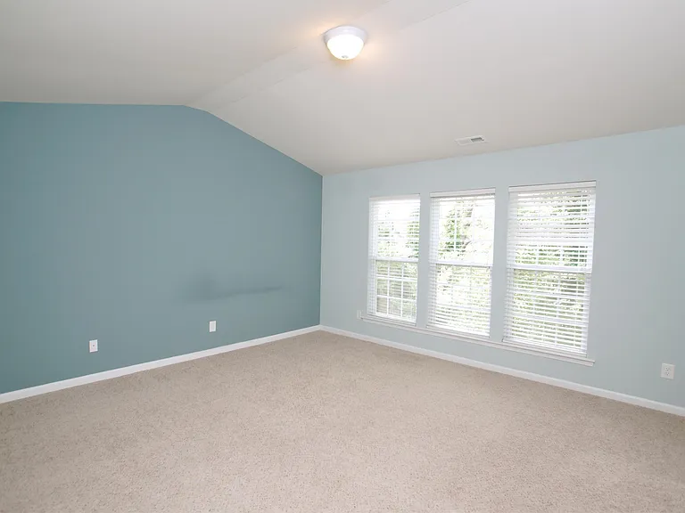 2105 Corwith Dr #1 — Photo 22