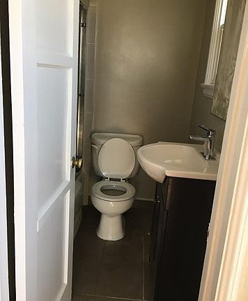 5th image of 500 N Electric Ave APT B