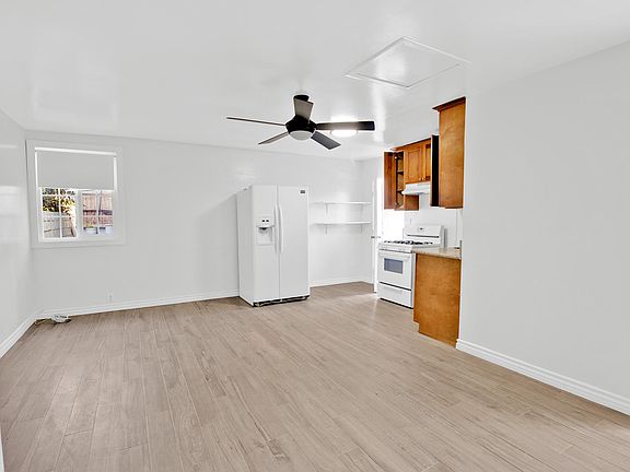 3rd image of 4860 W 129th St #1/3