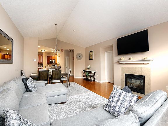 5th image of 6891 Liberty Cir