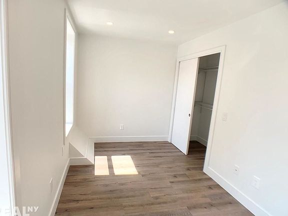 5th image of 29 Putnam Ave APT 1B