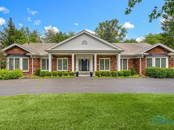 6140 N Chanticleer Dr, Maumee, OH 43537