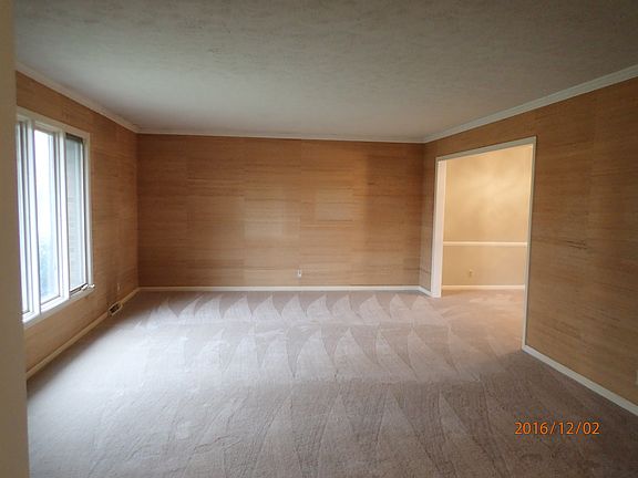 5th image of 9016 Dewberry Ct