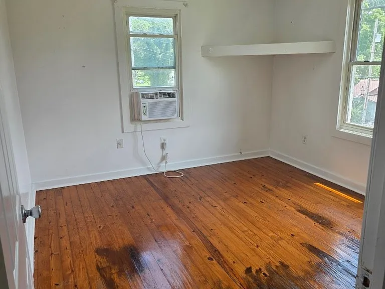 725 Chilhowee St #2 — Photo 3