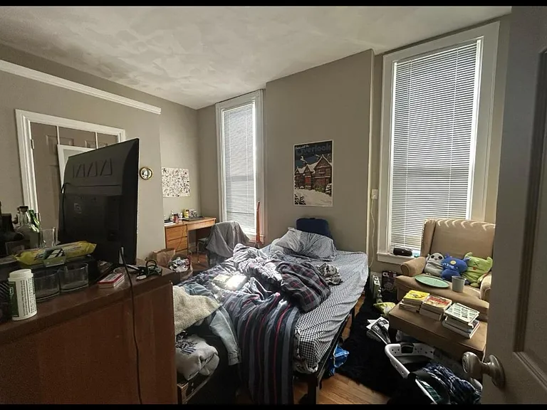 149 Chapin St #2 — Photo 11