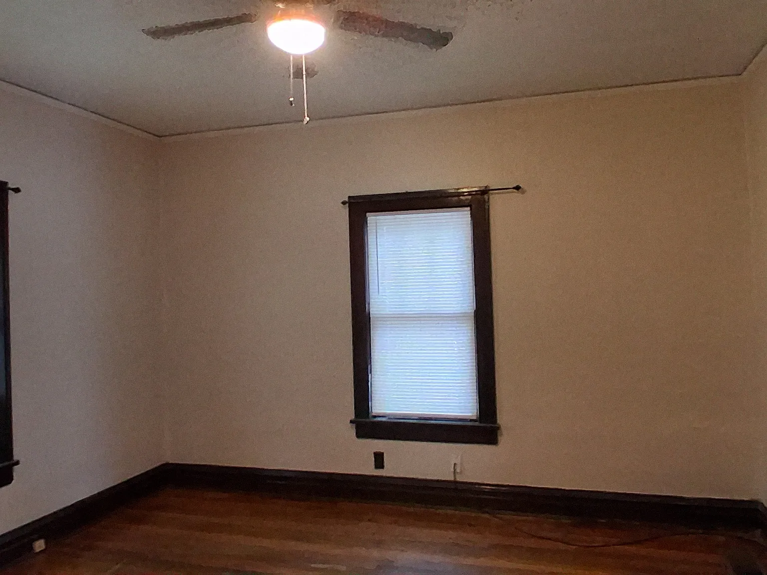 3 bed, 1479 sqft, $1,200 — Photo 4