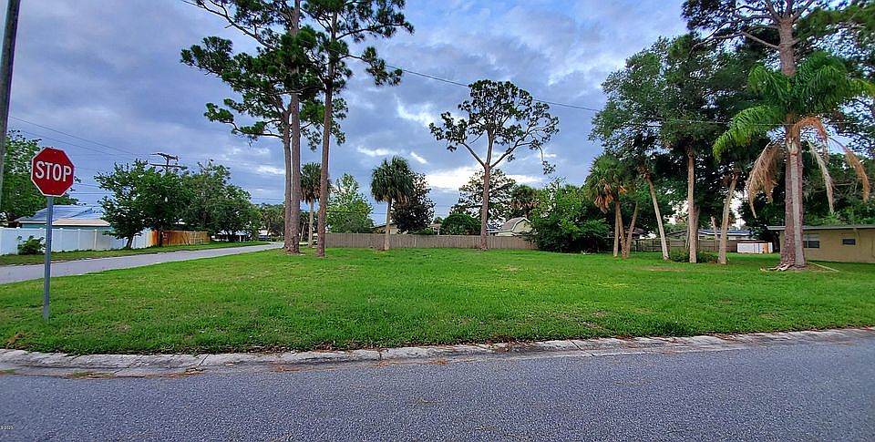 1st image of 205 Seminole Ave