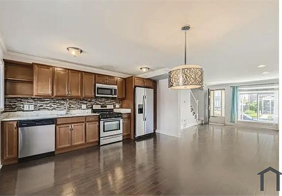 4th image of 7924 Saint Bridget Ln