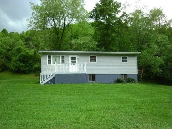 1570 Vandale Frk, Spencer, WV 25276