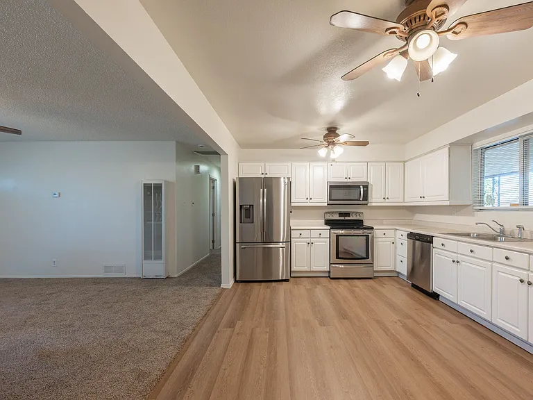 3904 Avalon Rd NW — Photo 17