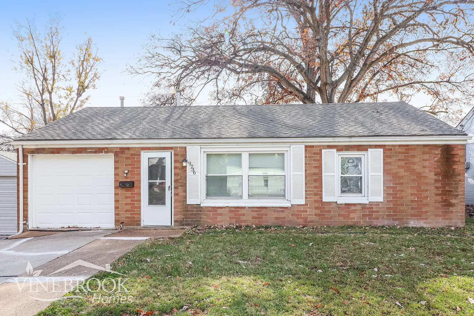 9736 Flora Ave photo 1
