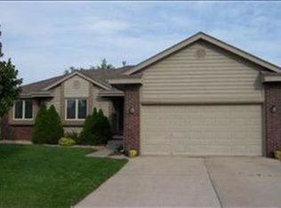 949 Wilmont St, Fremont, NE 68025