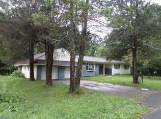 115 Tioga Ave, Atco, NJ 08004
