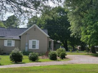 23 4th Ave SW, Taylorsville, NC 28681