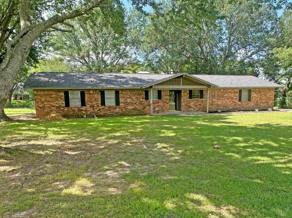 4006 Mark Ln, Mount Pleasant, TX 75455
