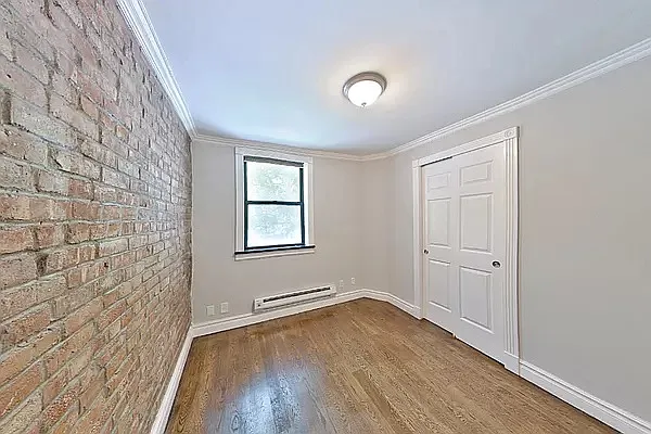 Rented by REAL New York | media 11
