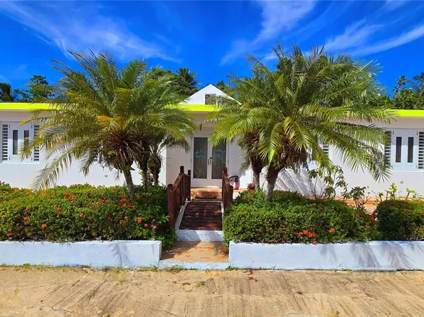 Felicidad Urb Alturas De Cerro Gordo I Y Ii 2 D, Vega Alta, PR 00692