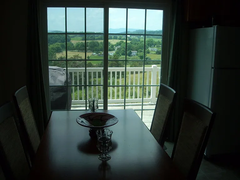 76 Pinnacle Ln — Photo 4
