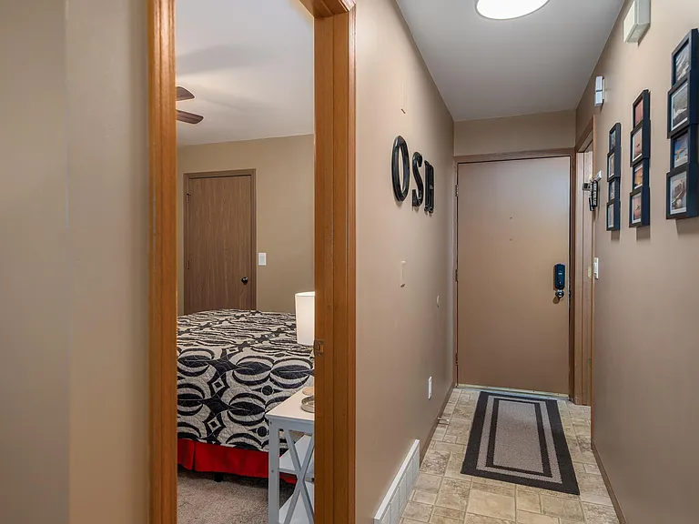 1357 W 18th Ave — Photo 8
