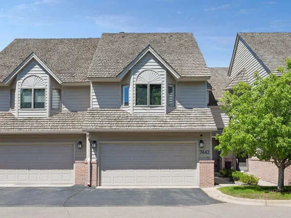 7442 Cahill Rd, Edina, MN 55439