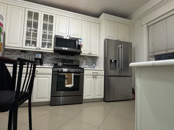 327 79th St #29, North Bergen, NJ 07047