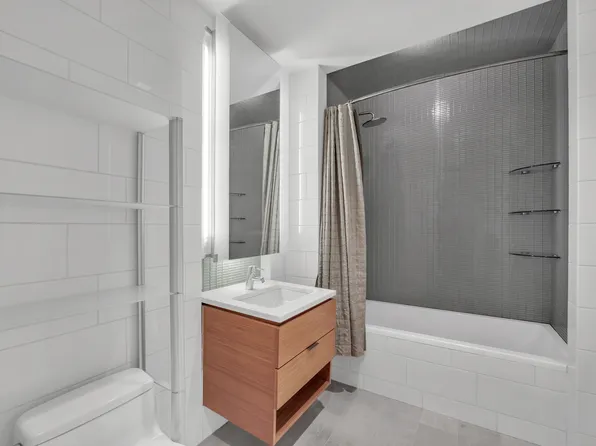 303 East 33rd Street image 10 of 11