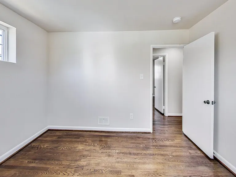 4617 Creek Shore Dr — Photo 16