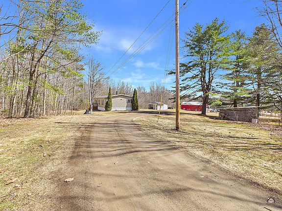 3rd image of 165 Togus Road