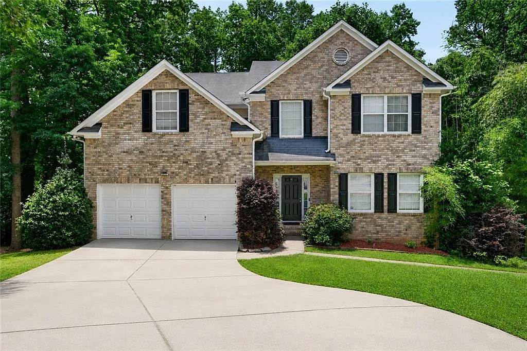 2 bed, 1.0 bath, 1200 sqft, $1,475 — Photo 2