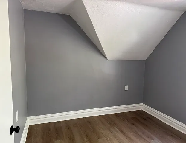 1206 E Cedar Ave — Photo 21