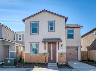 6559 E Crimson Dr, Fresno, CA