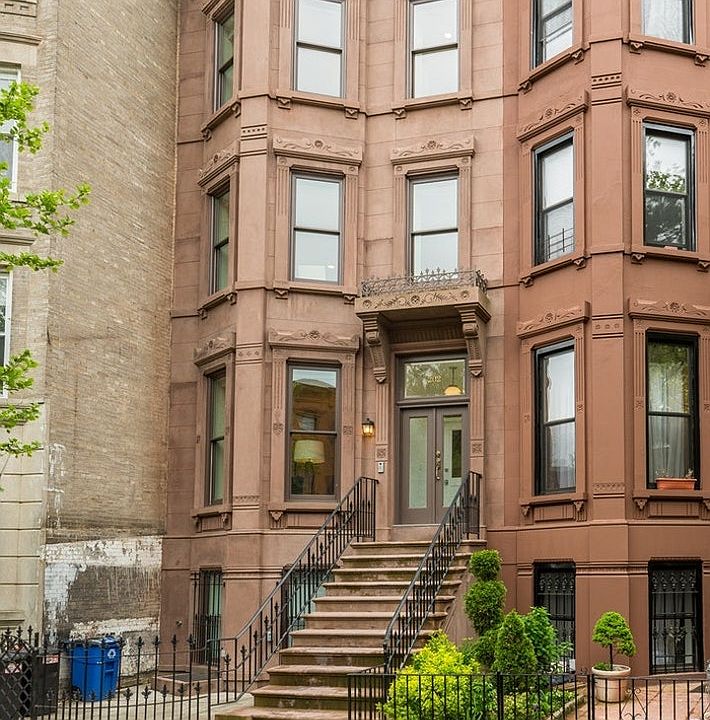 1st image of 202 Mac Donough St