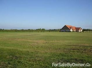 132 S San Roman Rd, Bayview, TX 78566