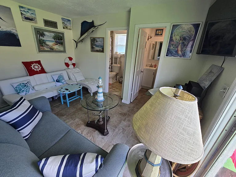 125 Sherwood Ave — Photo 41