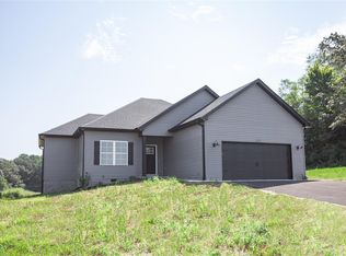 464 Roger Cole Rd, Bowling Green, KY 42101