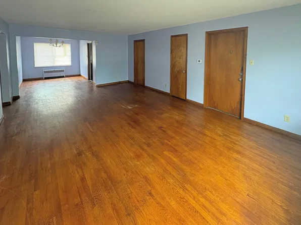 2421 Riverside Dr #1, Dayton, OH 45405