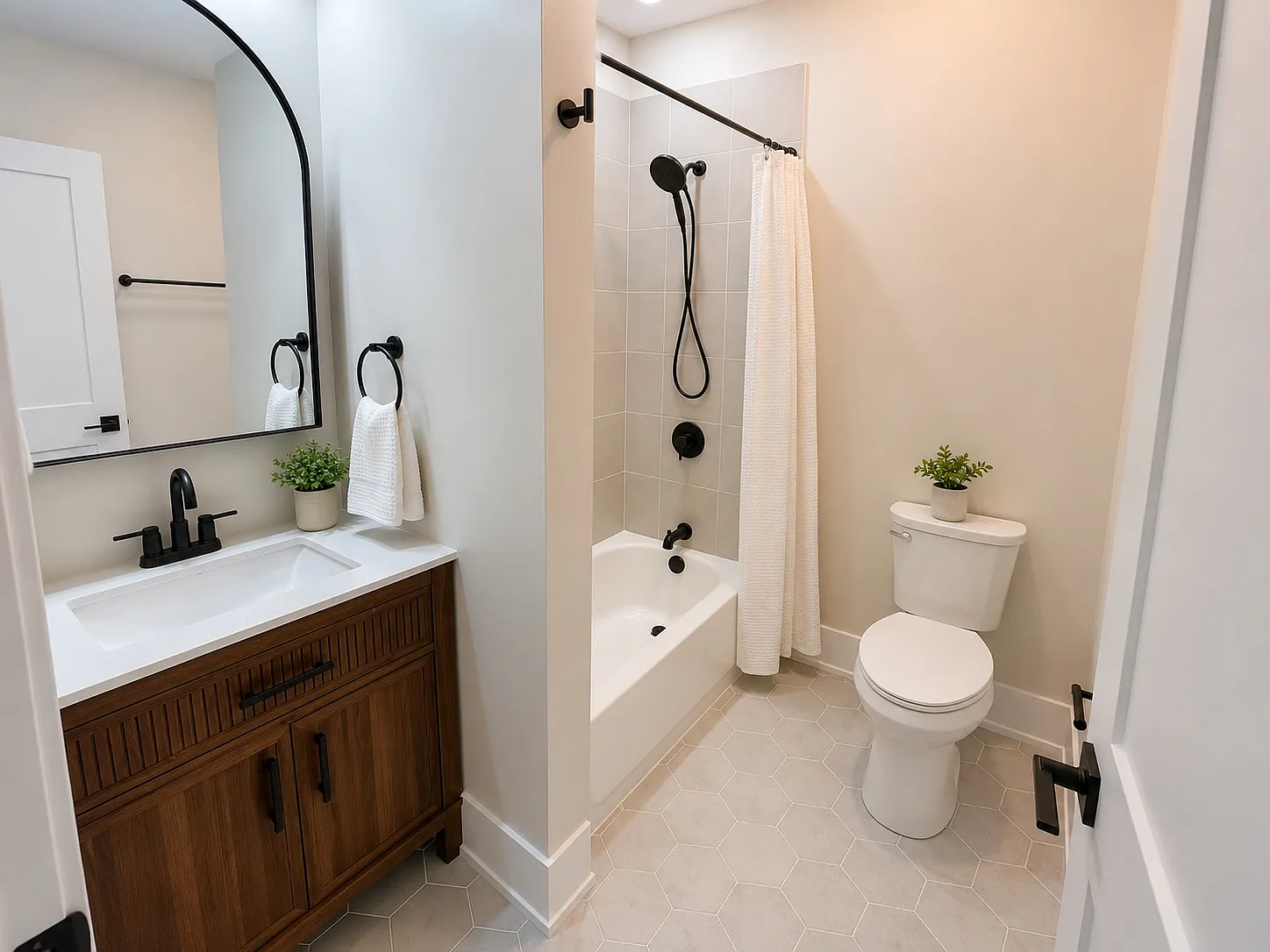 2129 W 18th Pl — Photo 3