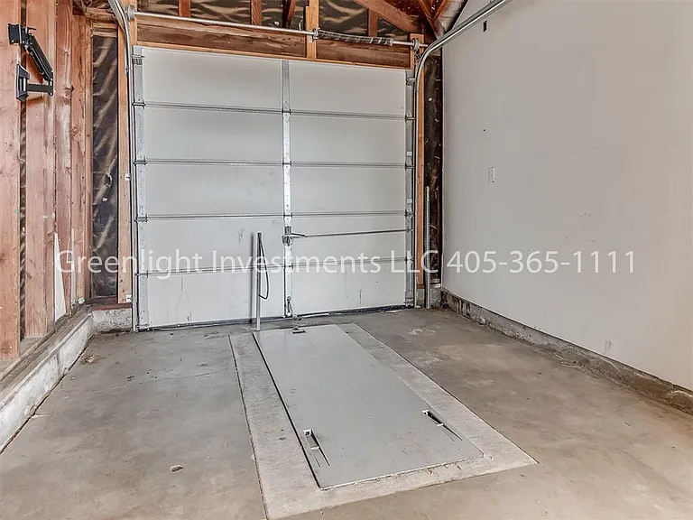 1509 Oelke Dr — Photo 13