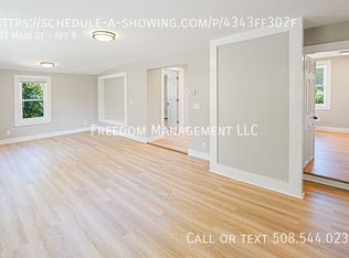 621 Main St APT B, Sturbridge, MA 01566