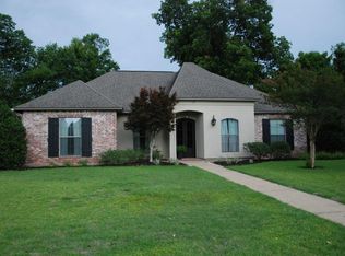 6309 Bayou Crossing Dr, Alexandria, LA 71303