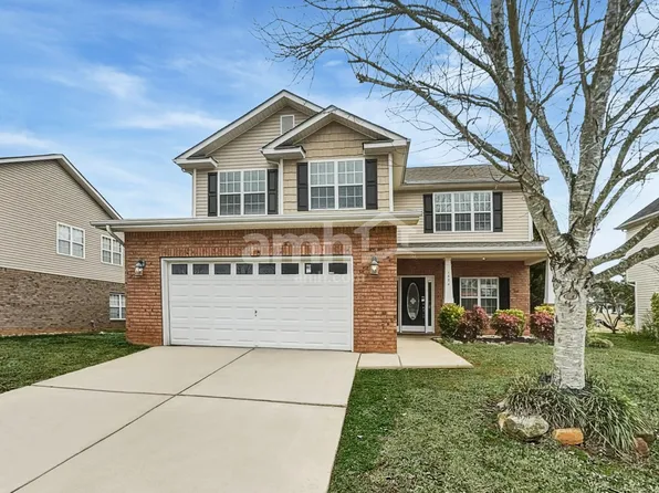 1684 Woods Ln, Denver, NC 28037