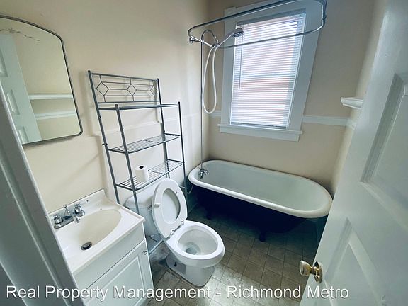 2nd image of 621 N 32nd St APT B