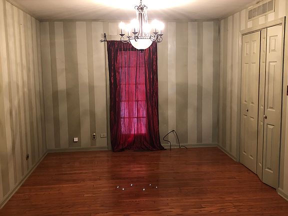 Living room/family room