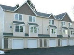 25 W Silver St, Middletown, CT 06457