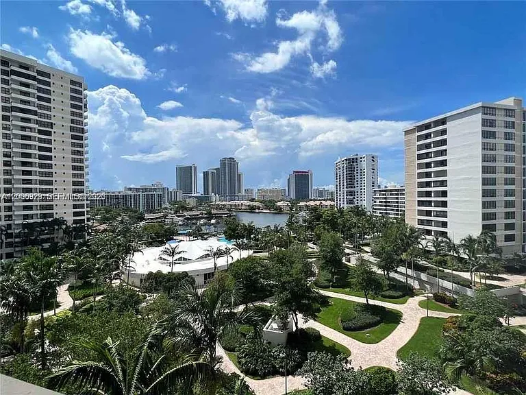 600 Three Islands Blvd #1113 — Photo 4