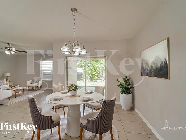 1406 NW 7th Ave — Photo 7